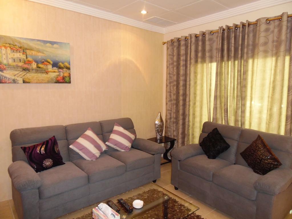 Leader Apartments 2 Кувейт Стая снимка